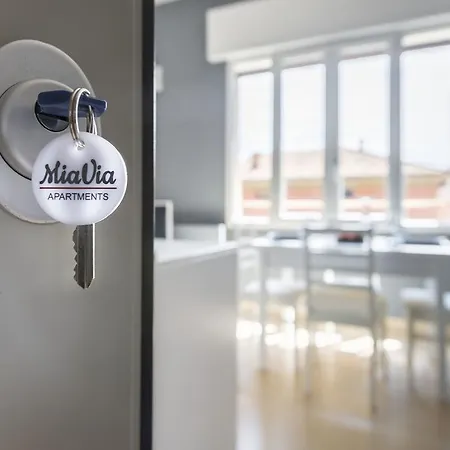 Miavia - San Lorenzo Apartmán *