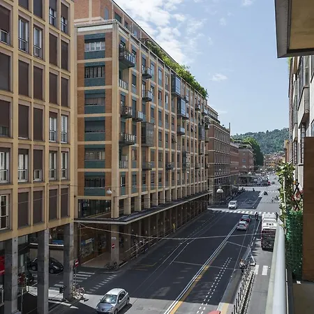 Miavia - San Lorenzo Apartmán Boloňa